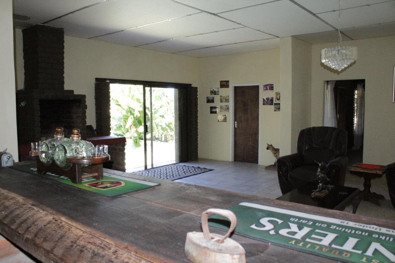 Bambi Lodge Grootfontein Buitenkant foto